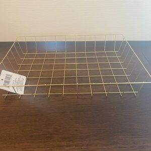 NWT Gold basket